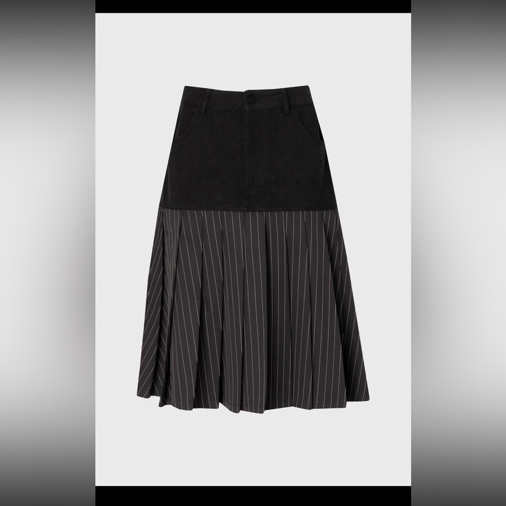 Chic Black Striped A-Line Skirt